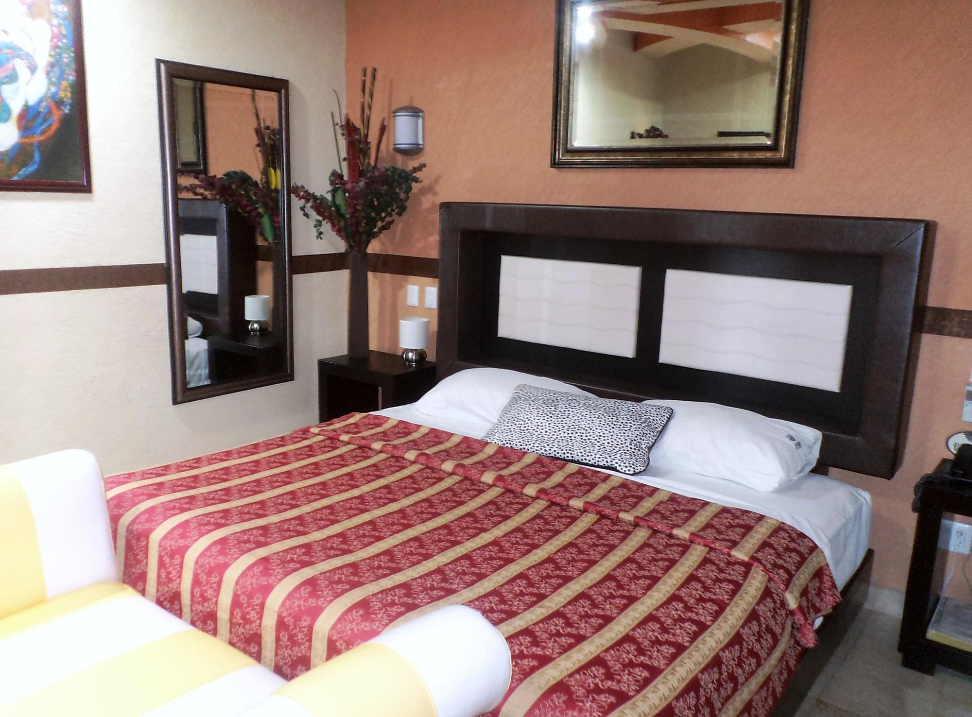 Villas Y Suites Paraiso Del Sur Cuernavaca Exterior photo
